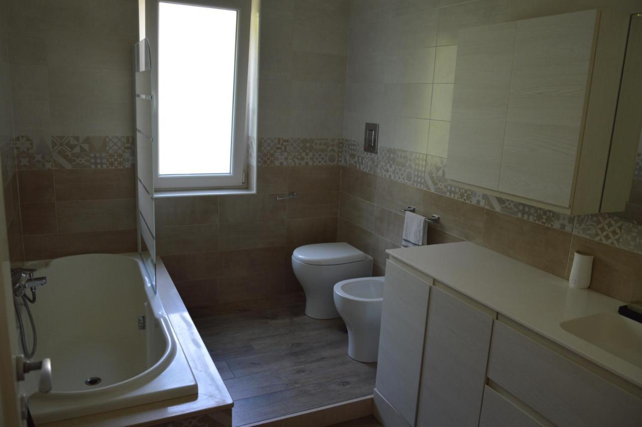 La Casa Di Barry Bed & Breakfast Pozzuoli Exterior foto